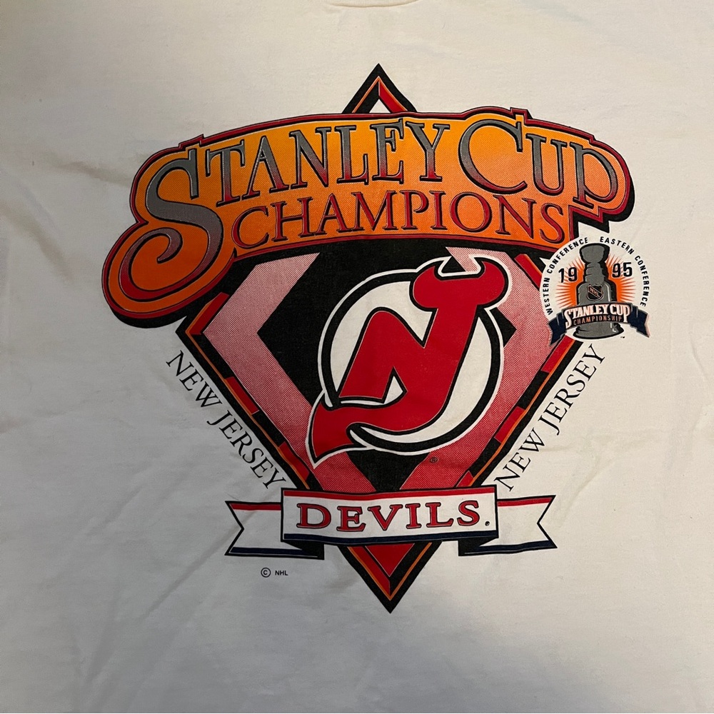 Vintage 1995 NJ Devils Stanley Cup T-Shirt